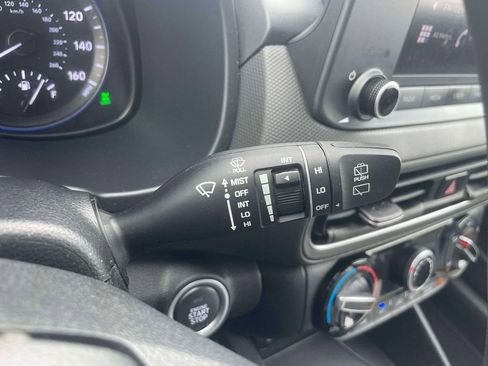 Certified 2023 Hyundai Kona SEL AWD/4WD image 24