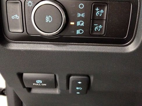 Used 2024 Ford F250 Platinum image 15