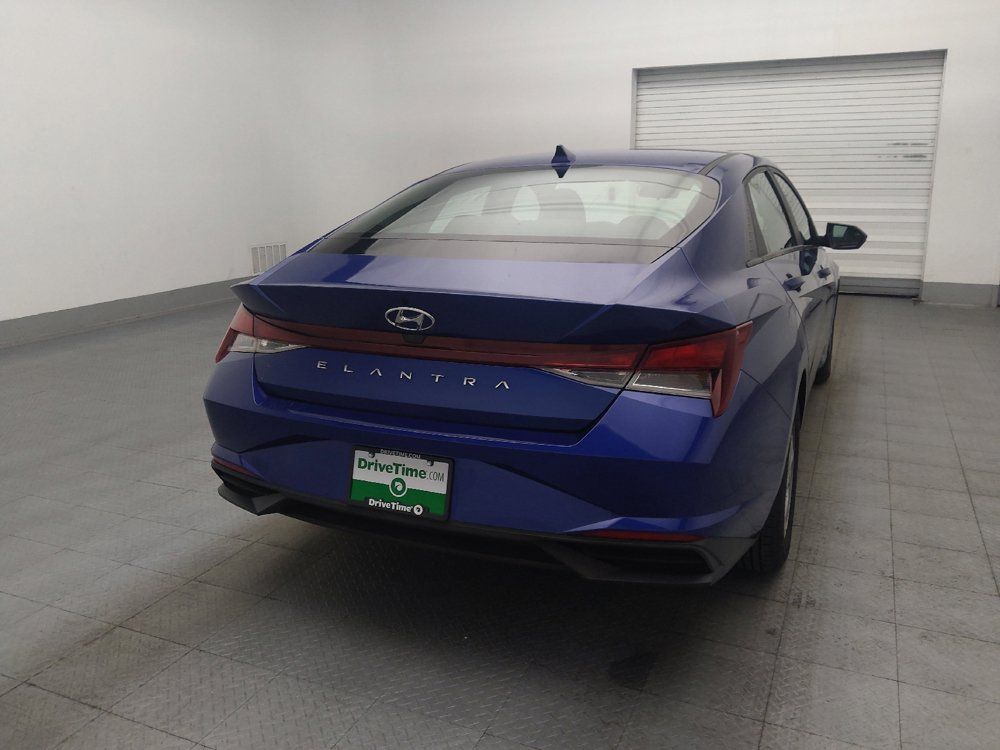 Used 2021 Hyundai Elantra SE w/ Cargo Package FWD image 7