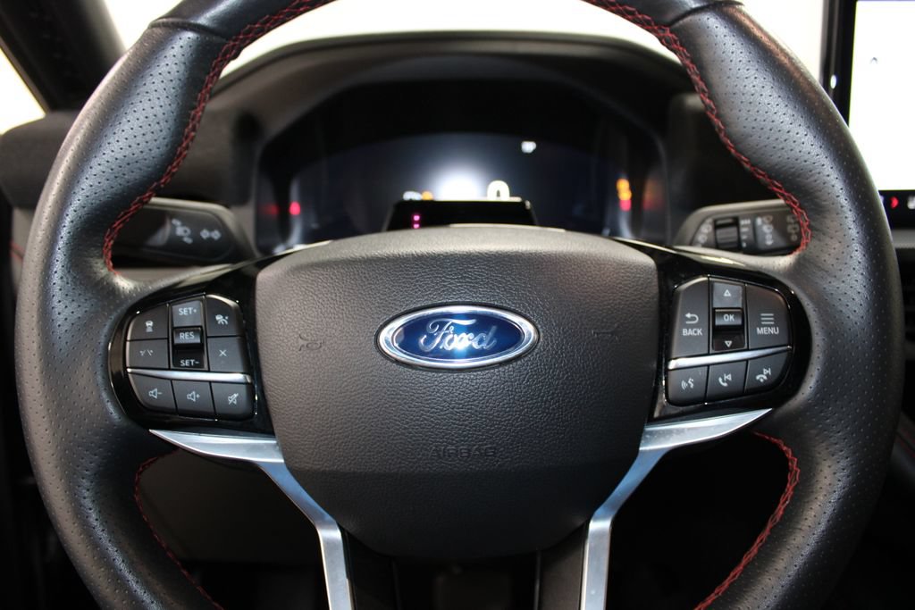 Used 2025 Ford Explorer ST-Line AWD/4WD image 41