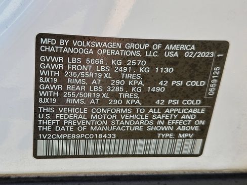 Used 2023 Volkswagen ID.4 Pro RWD image 33