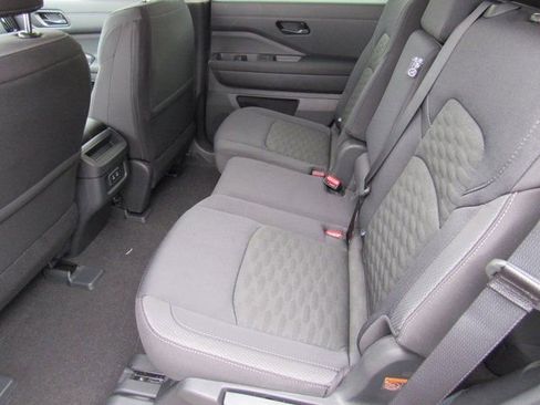 New 2026 Nissan Pathfinder SV FWD image 11