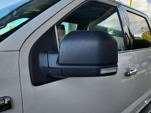 Used 2018 Ford F150 XLT w/ Equipment Group 302A Luxury AWD/4WD image 33