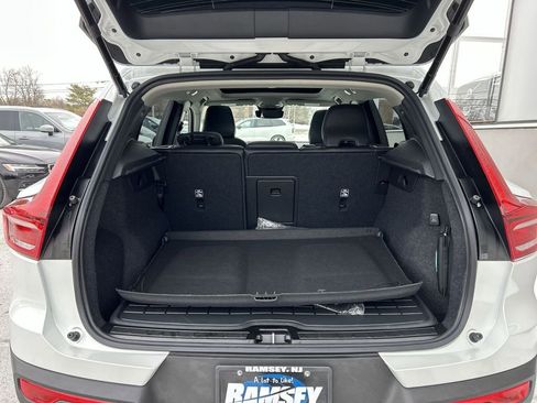 New 2026 Volvo XC40 B5 Plus w/ Protection Package Premier image 27