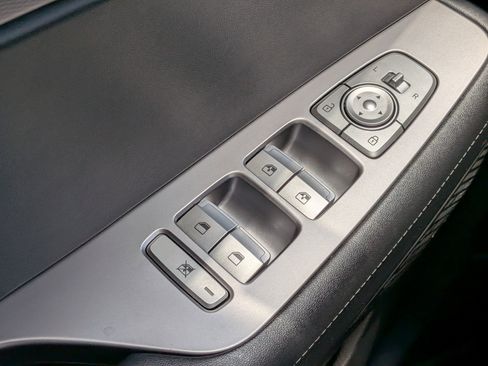 Used 2021 Hyundai Palisade SE FWD image 22