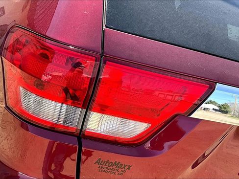 Used 2013 Jeep Grand Cherokee Overland AWD/4WD image 28