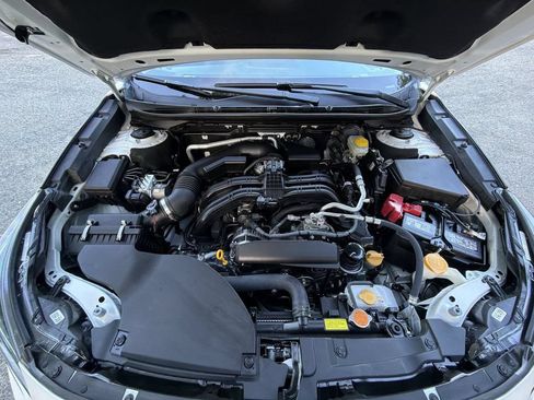 Used 2025 Subaru Legacy Premium AWD/4WD image 14
