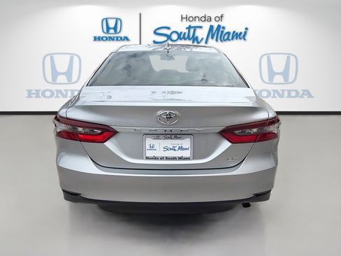 Used 2024 Toyota Camry LE image 6