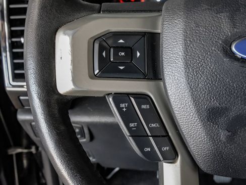 Used 2019 Ford F250 Lariat w/ Lariat Ultimate Package AWD/4WD image 15