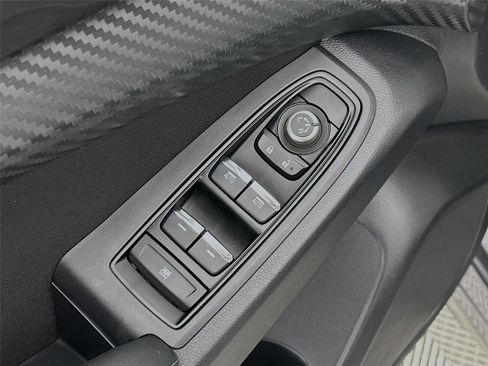 Used 2024 Subaru Ascent Premium w/ Convenience Package image 20