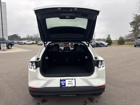 New 2025 Ford Mustang Mach-E Premium image 8