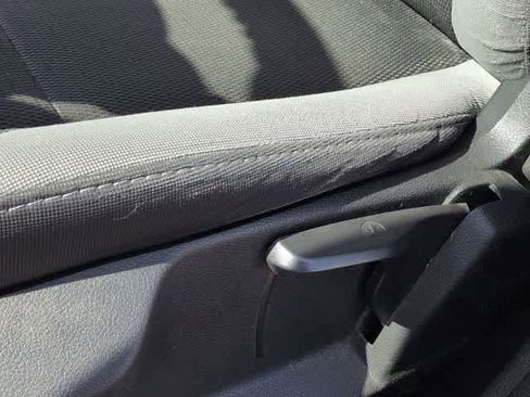 Used 2014 Ford Focus SE FWD image 15