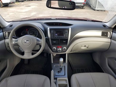 Used 2013 Subaru Forester 2.5X Limited image 24