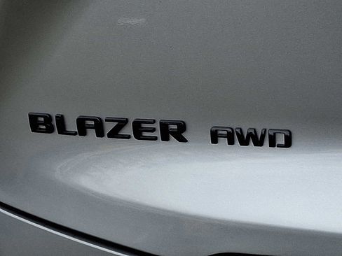 Used 2024 Chevrolet Blazer RS w/ Driver Confidence II Package image 32