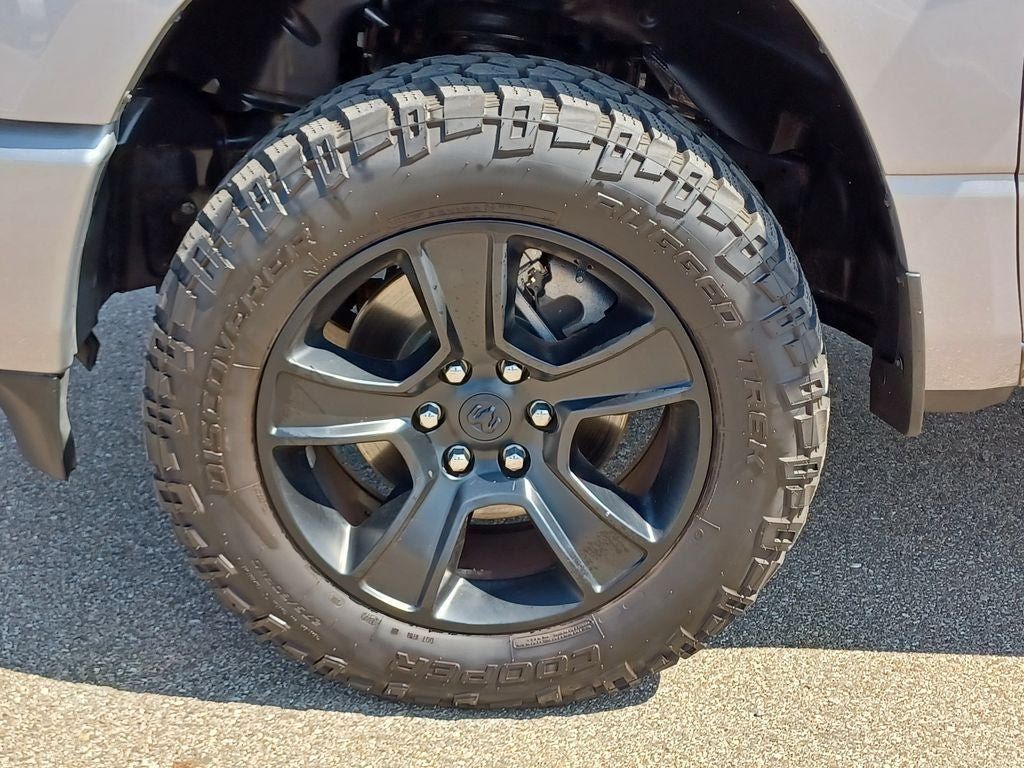 Used 2020 RAM 1500 Big Horn AWD/4WD image 31