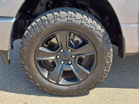 Used 2020 RAM 1500 Big Horn AWD/4WD image 31