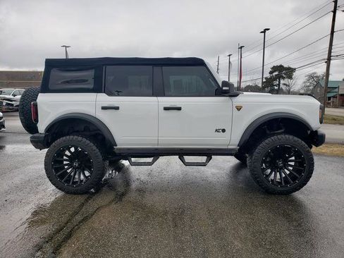 Used 2022 Ford Bronco Badlands image 2