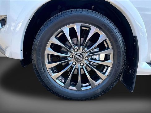 Used 2024 Nissan Armada Platinum w/ Captain's Chairs Package AWD/4WD image 8