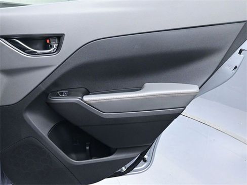 New 2025 Subaru Crosstrek 2.5i Limited w/ Crosstrek Mirror Package image 24