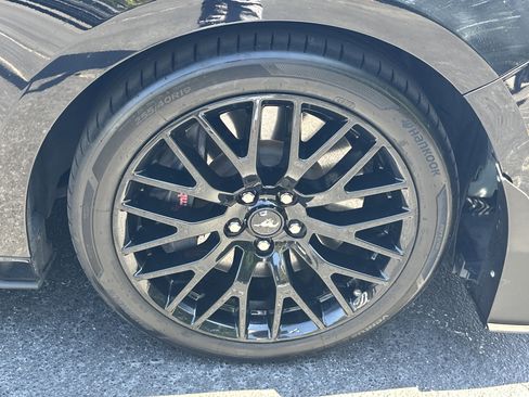 Used 2019 Ford Mustang GT Premium w/ GT Performance Package RWD image 14