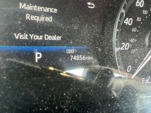Used 2021 Toyota Highlander Limited AWD/4WD image 11