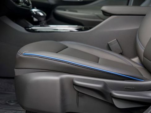 New 2026 Buick Envista Sport Touring w/ Convenience II Package FWD image 18