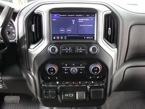 Used 2023 Chevrolet Silverado 2500 LT image 18