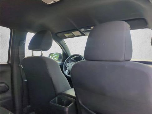 Used 2017 Toyota Tacoma TRD Sport w/ Tow Package (A/T) AWD/4WD image 16