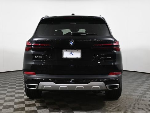 Certified 2024 BMW X5 xDrive40i w/ Parking Assistance Package AWD/4WD image 6