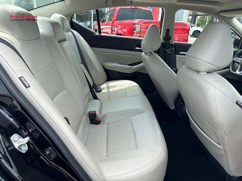 Used 2025 Nissan Altima 2.5 SL AWD/4WD image 8