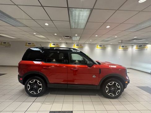 Certified 2024 Ford Bronco Sport Outer Banks AWD/4WD image 3