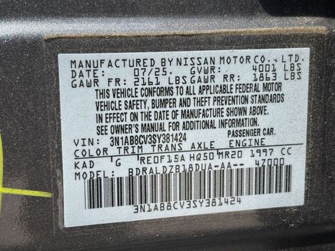 Used 2025 Nissan Sentra SV FWD image 19