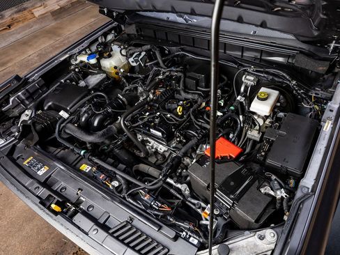 Used 2022 Ford Bronco 4-Door w/ Sasquatch Package image 39