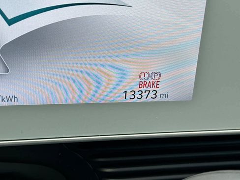 Used 2024 Hyundai Ioniq 5 SE RWD image 27