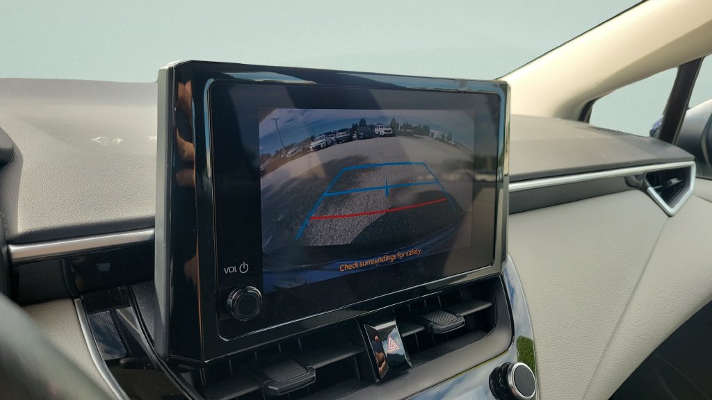 Used 2023 Toyota Corolla LE FWD image 17
