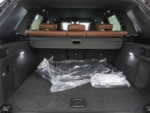 New 2026 BMW X5 xDrive40i w/ M Sport Package image 24