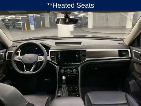 Certified 2023 Volkswagen Atlas SE image 7
