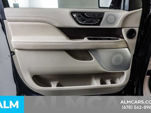 Used 2021 Lincoln Navigator Reserve w/ Luxury Package AWD/4WD image 40
