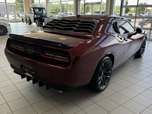Used 2021 Dodge Challenger R/T Scat Pack w/ Driver Convenience Group RWD image 11