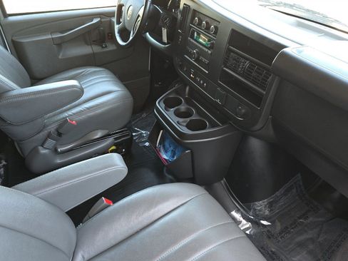 Used 2023 GMC Savana 2500 Extended w/ Driver Convenience Package RWD image 16