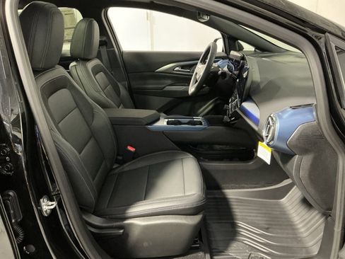 New 2026 Chevrolet Equinox EV LT image 34