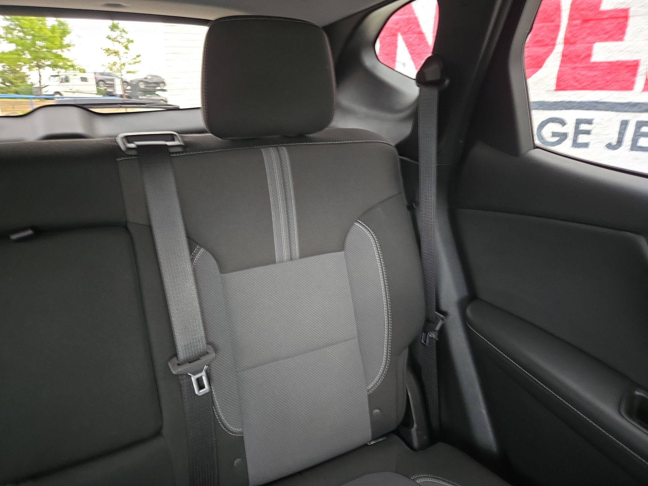 Used 2025 Chevrolet Blazer LT FWD image 14