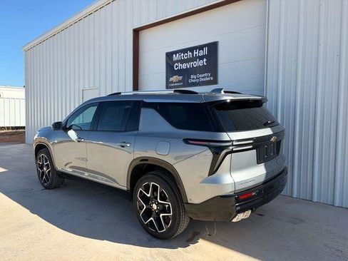 New 2026 Chevrolet Traverse High Country FWD image 7