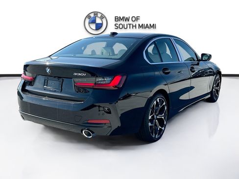 New 2025 BMW 330i Sedan w/ Convenience Package image 7