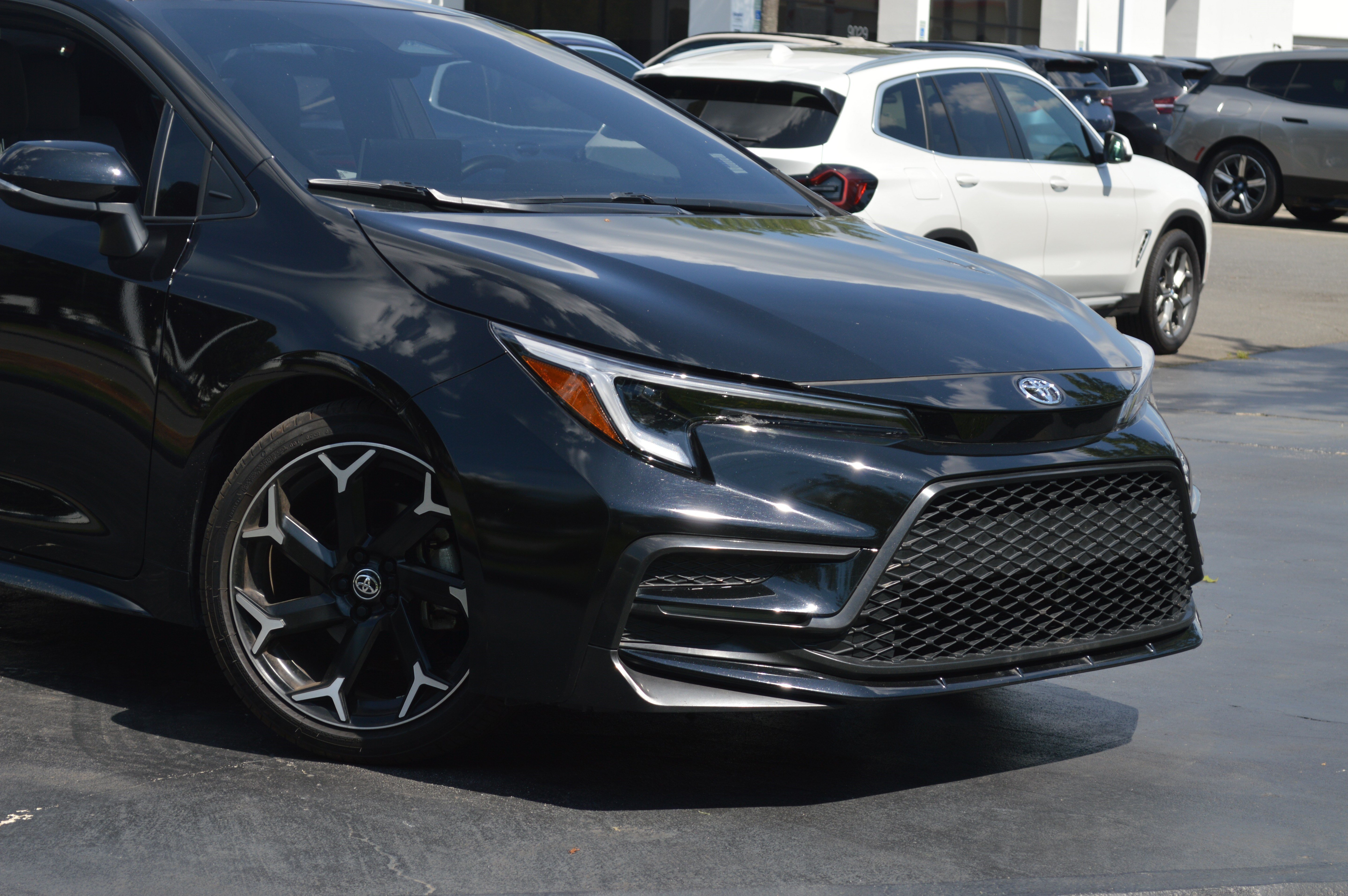 Used 2025 Toyota Corolla FX w/ Convenience Package FWD image 2