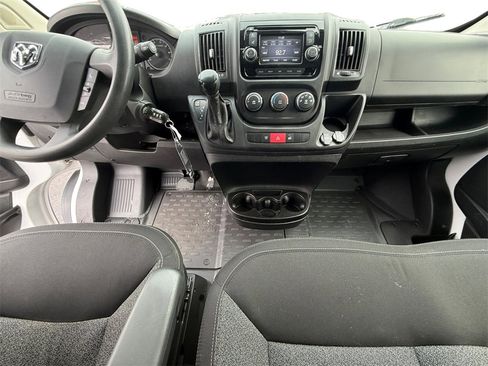 Used 2017 RAM ProMaster 2500 w/ Interior Convenience Group image 10