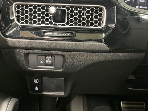 Used 2024 Honda Civic Sport image 12