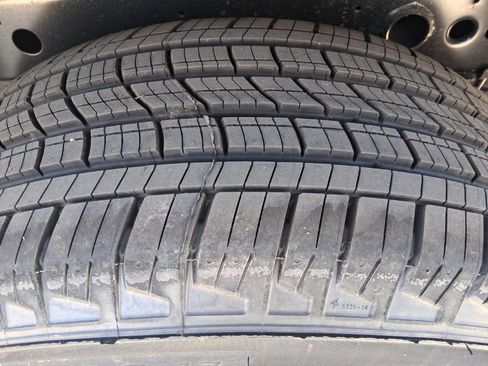 New 2026 Nissan Frontier SV image 33