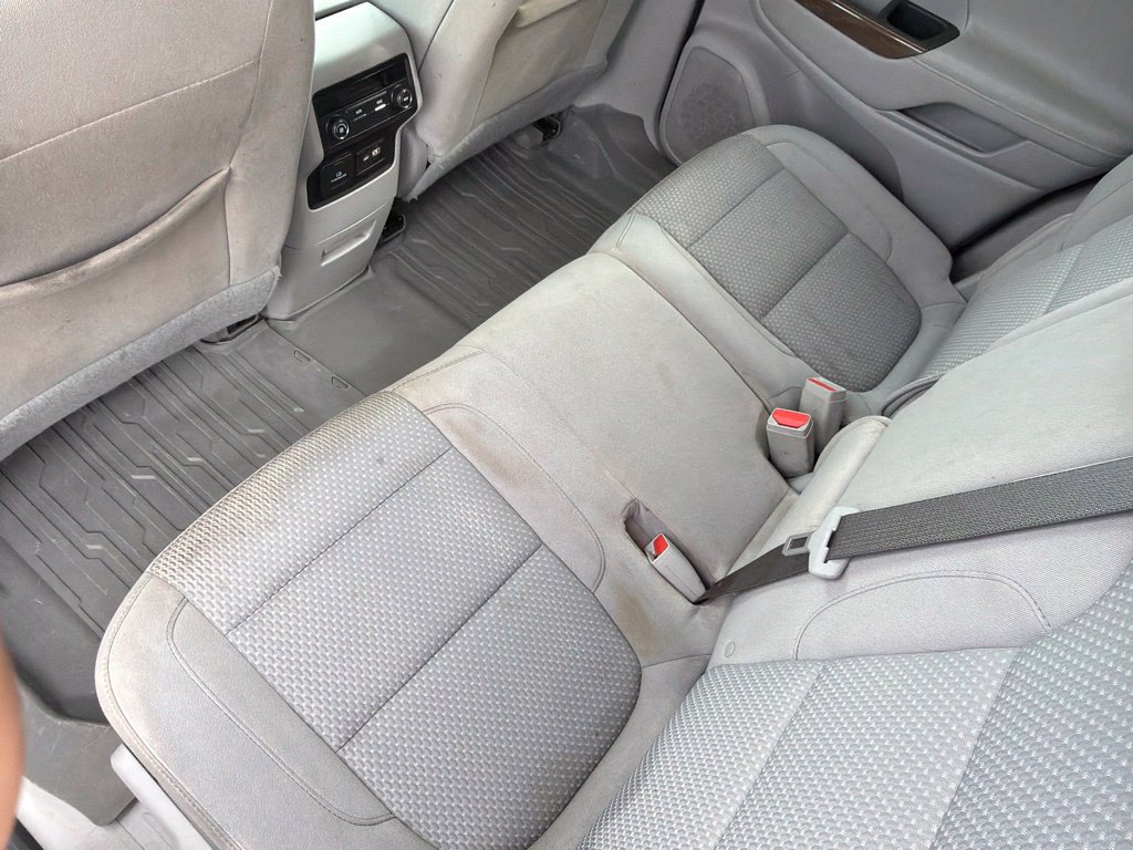 Used 2020 GMC Acadia SLE w/ Driver Convenience Package FWD image 14