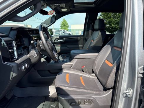 Certified 2025 GMC Sierra 1500 AT4 w/ AT4 Premium Package AWD/4WD image 14